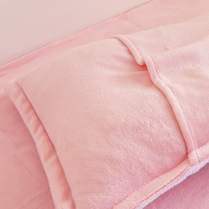 91家纺网 家纺一手货源 找家纺 吉咪兔家纺 2025新款大版三丽鸥库洛米美乐蒂牛奶绒幼儿园被子三件套保暖被褥六件套 奶茶美乐蒂