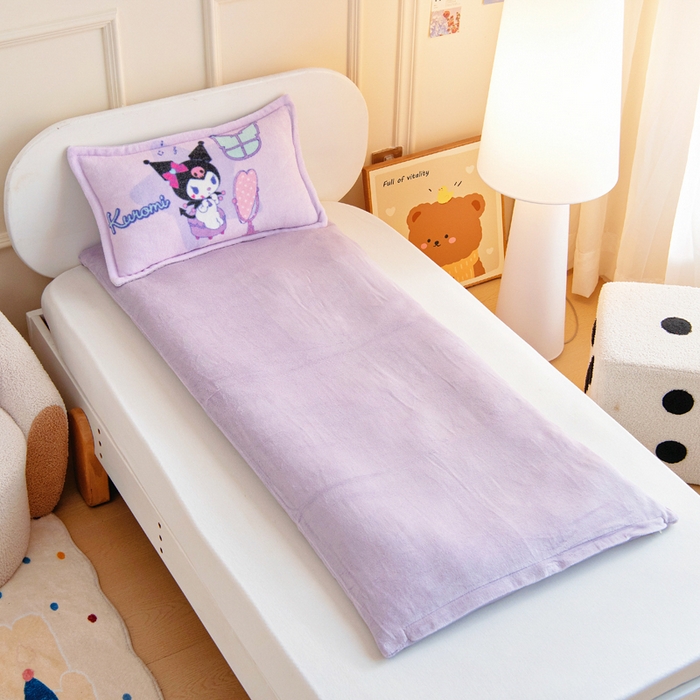 91家纺网 家纺一手货源 找家纺 吉咪兔家纺 2025新款大版三丽鸥库洛米美乐蒂牛奶绒幼儿园被子三件套保暖被褥六件套 梳妆库洛米