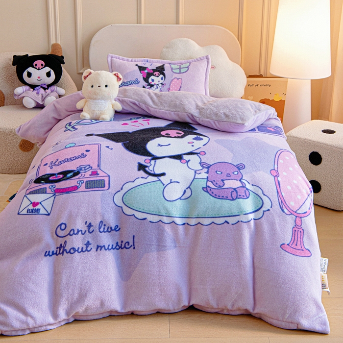 91家纺网 家纺一手货源 找家纺 吉咪兔家纺 2025新款大版三丽鸥库洛米美乐蒂牛奶绒幼儿园被子三件套保暖被褥六件套 梳妆库洛米