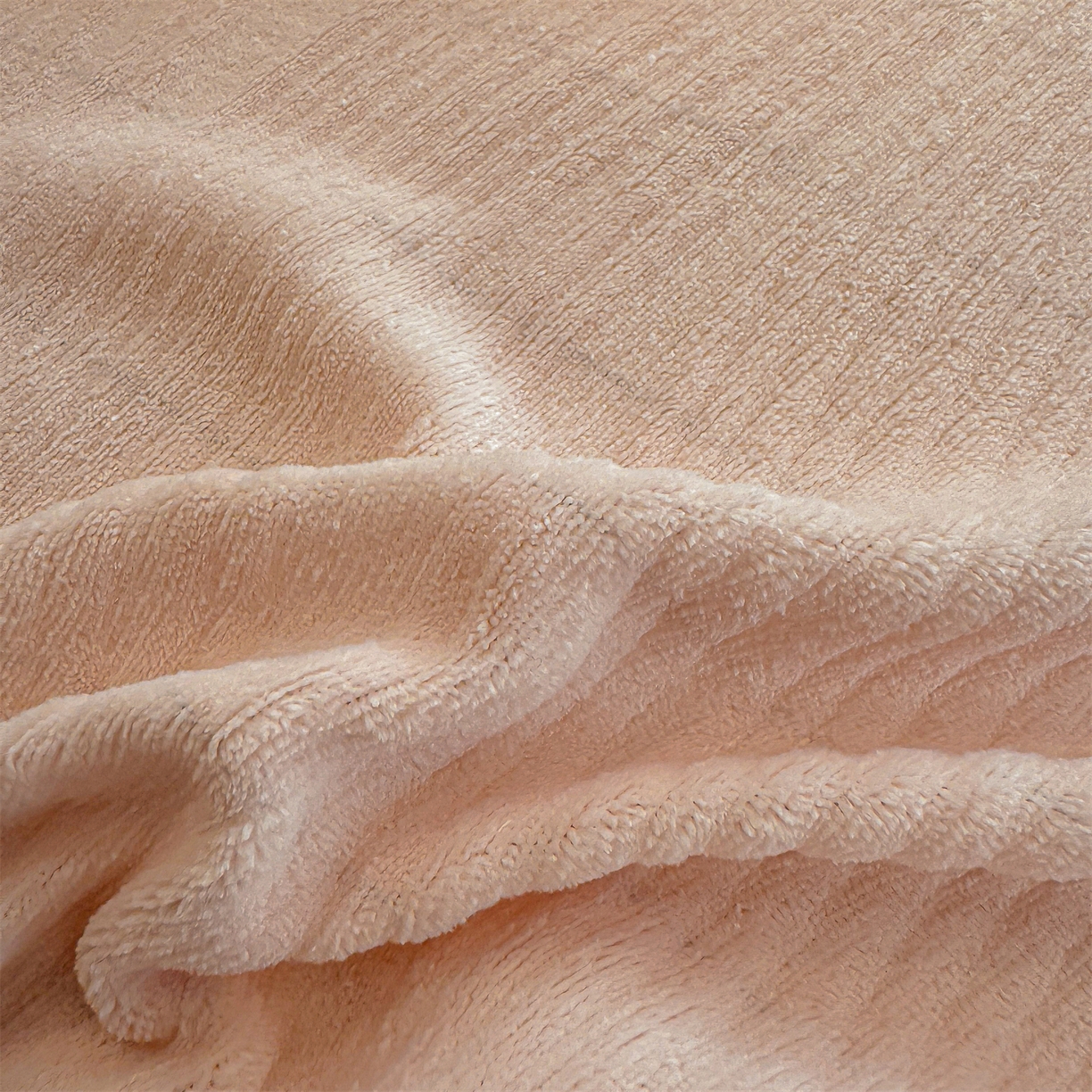 91家纺网 家纺一手货源 找家纺 灰鲸 2025新款纯色简约高克重雕花牛奶绒单品床笠 温妮-奶茶