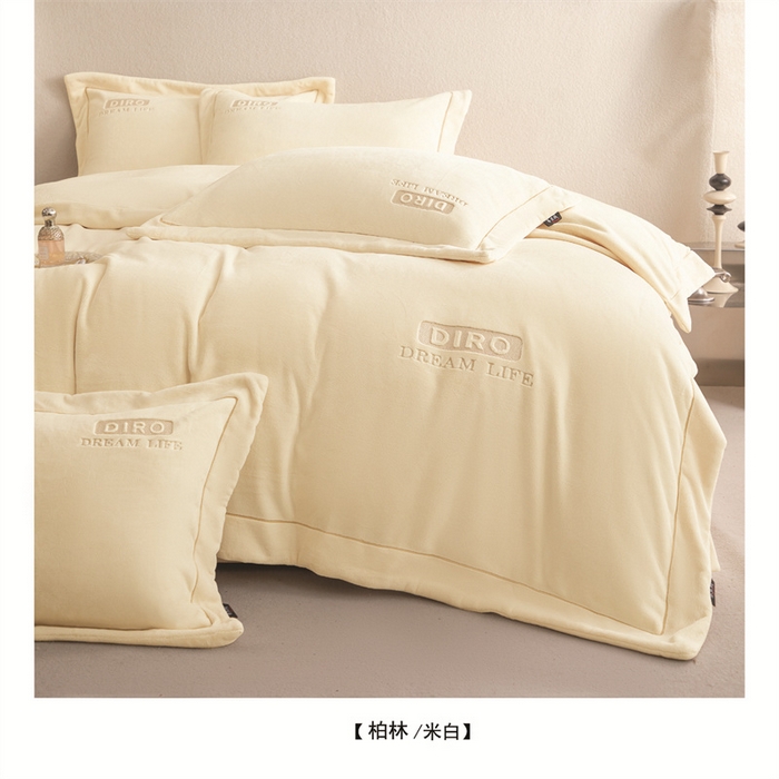 91家纺网 家纺一手货源 找家纺 （总）芯丝路枕业 2025新款蚕丝棉四件套-柏林系列