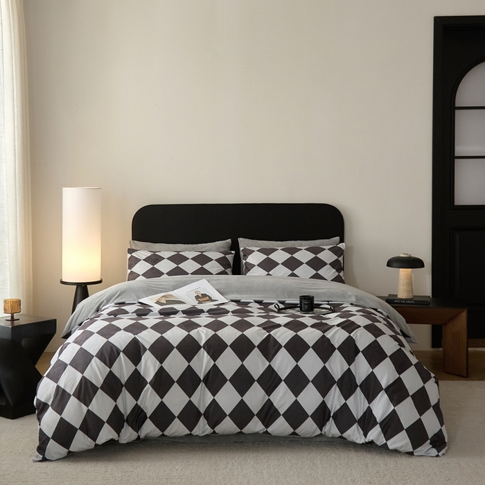 91家纺网 家纺一手货源 找家纺 ONE TWO ONE 121 2025秋冬新款牛奶绒德芙绒宝宝绒婴儿绒短毛绒四件套床单被套-几禾归集 几禾归集-白