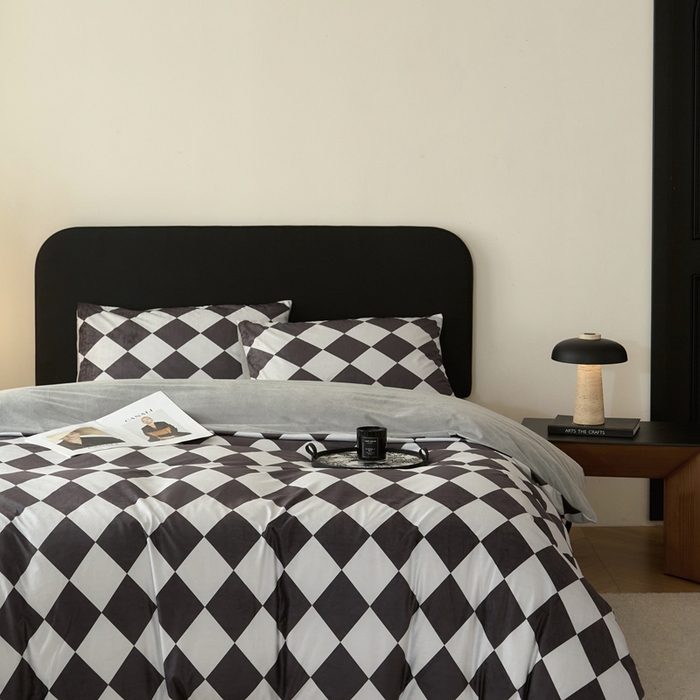 91家纺网 家纺一手货源 找家纺 ONE TWO ONE 121 2025秋冬新款牛奶绒德芙绒宝宝绒婴儿绒短毛绒四件套床单被套-几禾归集 几禾归集-白