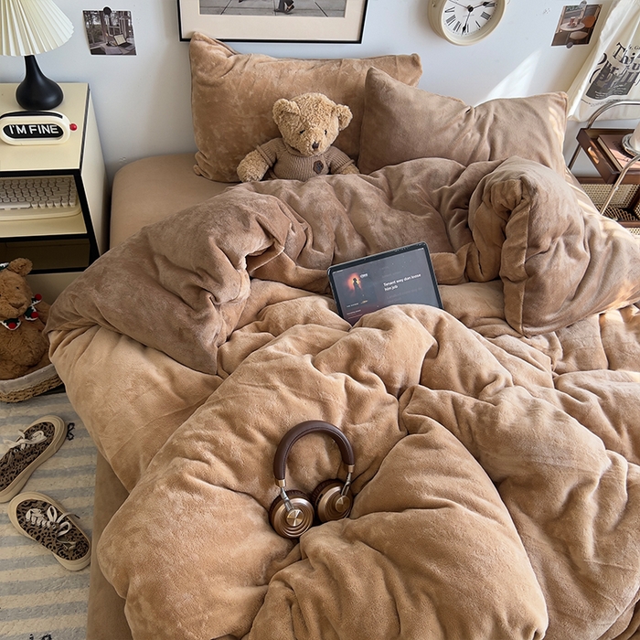 91家纺网 家纺一手货源 找家纺 （总）原素 2025秋冬加厚双拼纯色牛奶绒四件套