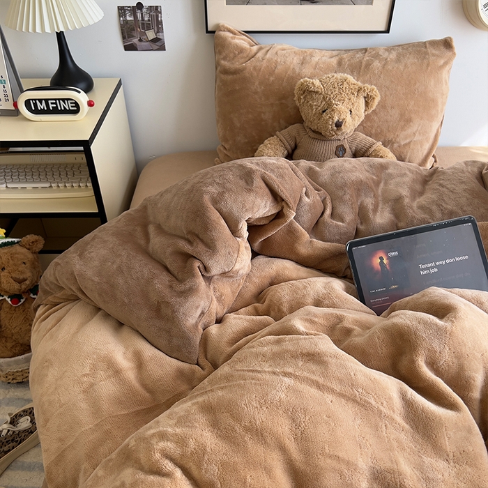 91家纺网 家纺一手货源 找家纺 （总）原素 2025秋冬加厚双拼纯色牛奶绒四件套