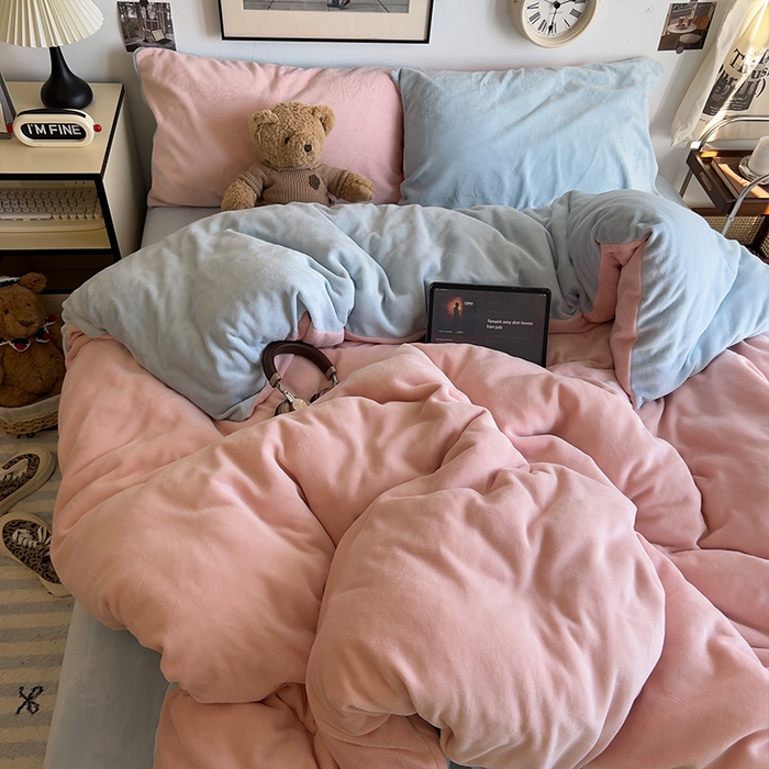 91家纺网 家纺一手货源 找家纺 （总）原素 2025秋冬加厚双拼纯色牛奶绒四件套