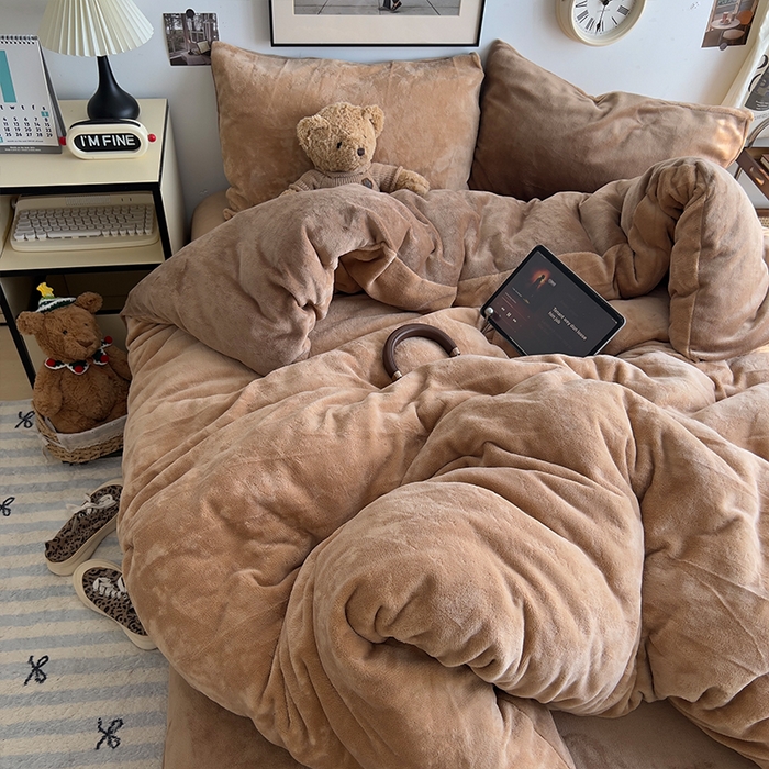 91家纺网 家纺一手货源 找家纺 （总）原素 2025秋冬加厚双拼纯色牛奶绒四件套