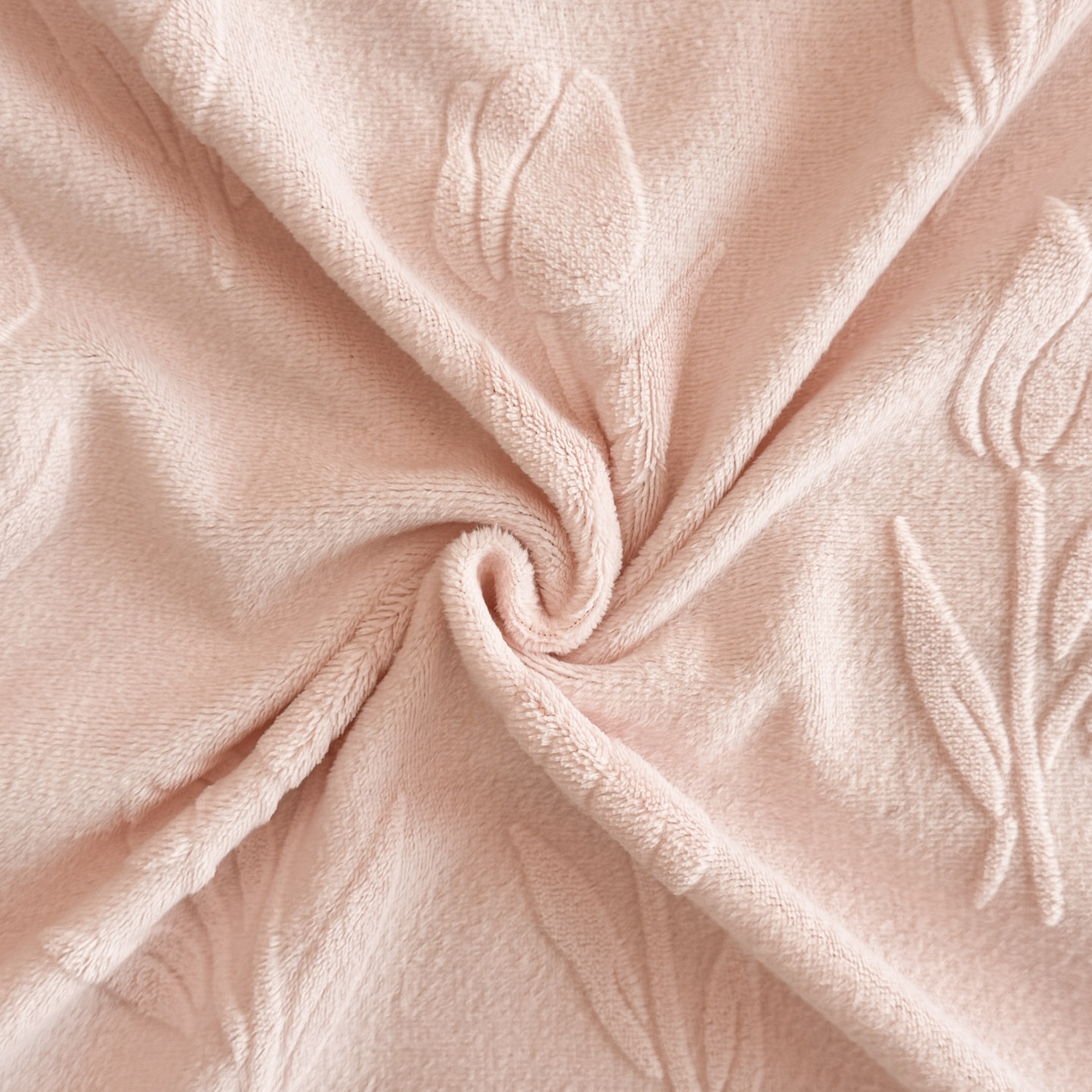 91家纺网 家纺一手货源 找家纺 （总）博纳家纺 2025新款230克雕花绒法式花边刺绣拼角加厚牛奶绒四件套-美好时光 控价劵后248（严格按控价来）