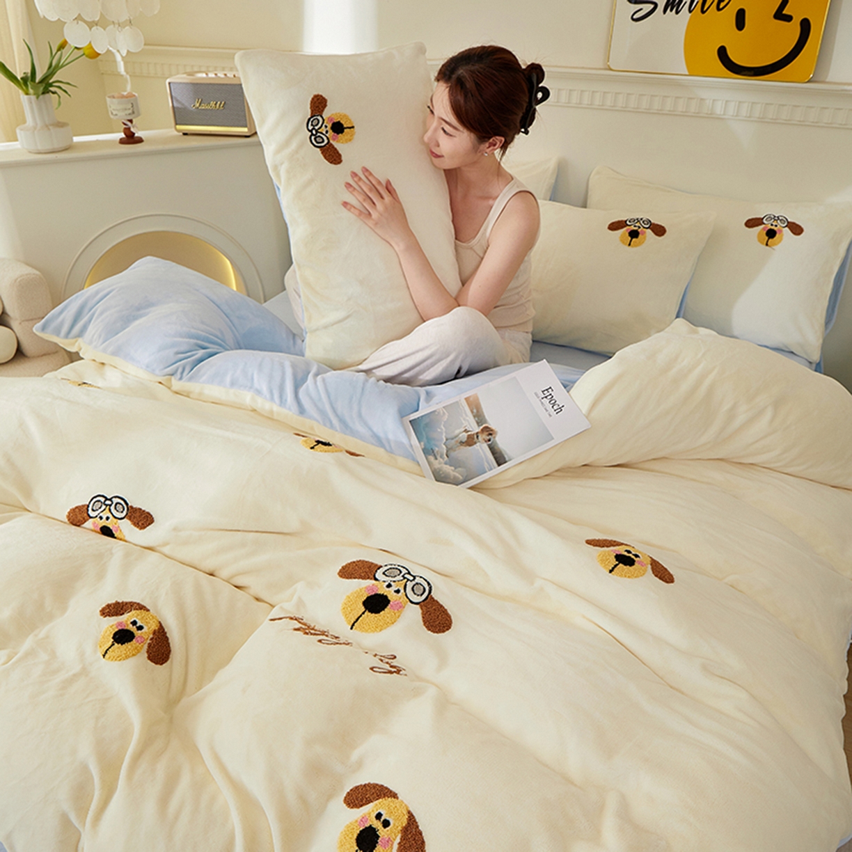 91家纺网 家纺一手货源 找家纺 yyds网供 2025秋冬加厚牛奶绒四件套卡通毛巾绣花宝宝绒婴儿绒水晶绒法莱绒AB版 淘气狗-毛巾绣