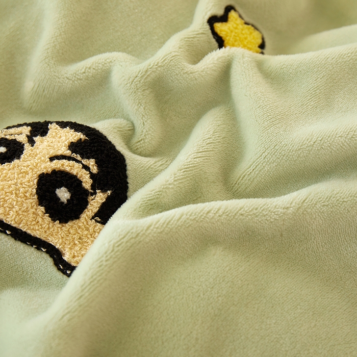91家纺网 家纺一手货源 找家纺 yyds网供 2025秋冬加厚牛奶绒四件套卡通毛巾绣花宝宝绒婴儿绒水晶绒法莱绒AB版 小男孩-毛巾绣