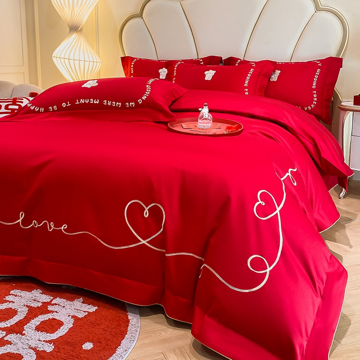 91家纺网 家纺一手货源 找家纺 置顶家纺 2025新款亲肤磨毛刺绣婚庆四件套系列-棚拍 恩爱-大红