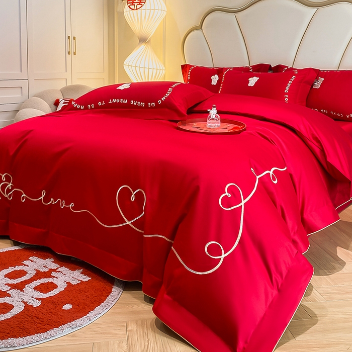 91家纺网 家纺一手货源 找家纺 置顶家纺 2025新款亲肤磨毛刺绣婚庆四件套系列-棚拍 恩爱-大红