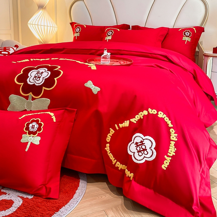 91家纺网 家纺一手货源 找家纺 置顶家纺 2025新款亲肤磨毛刺绣婚庆四件套系列-棚拍 合美-大红