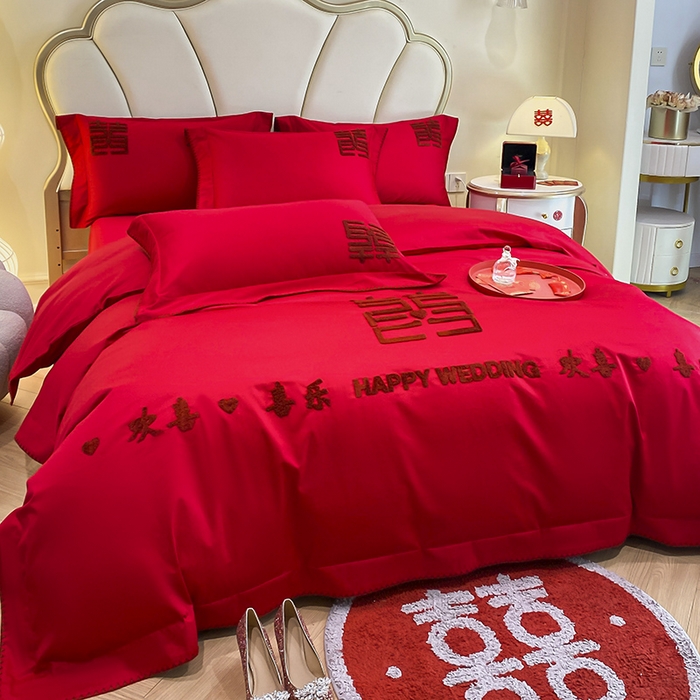91家纺网 家纺一手货源 找家纺 置顶家纺 2025新款亲肤磨毛刺绣婚庆四件套系列-棚拍 欢喜.喜乐-大红