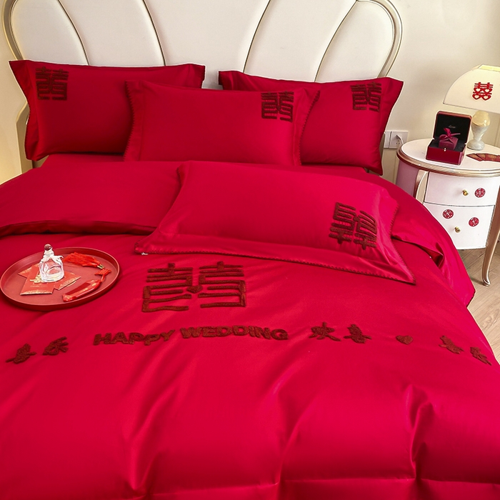 91家纺网 家纺一手货源 找家纺 置顶家纺 2025新款亲肤磨毛刺绣婚庆四件套系列-棚拍 欢喜.喜乐-大红