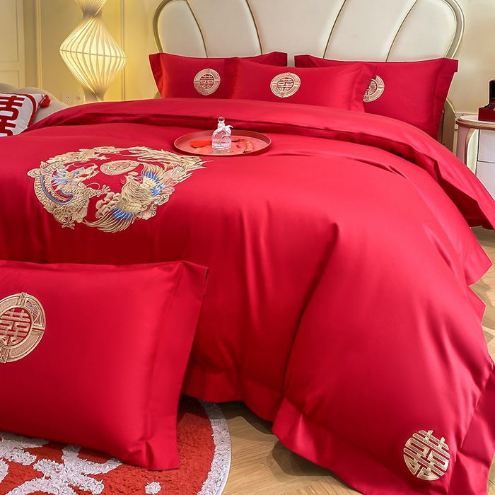 91家纺网 家纺一手货源 找家纺 置顶家纺 2025新款亲肤磨毛刺绣婚庆四件套系列-棚拍 龙华凤贵-大红