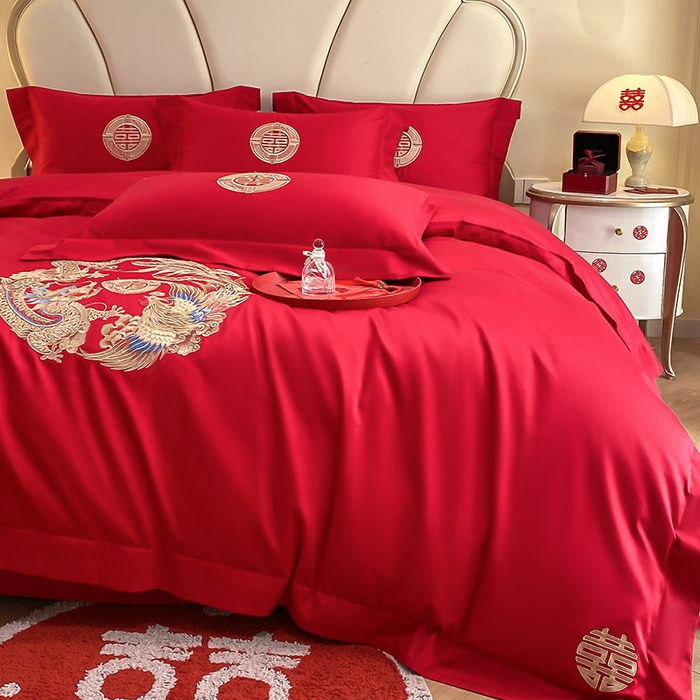 91家纺网 家纺一手货源 找家纺 置顶家纺 2025新款亲肤磨毛刺绣婚庆四件套系列-棚拍 龙华凤贵-大红