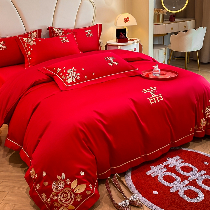 91家纺网 家纺一手货源 找家纺 置顶家纺 2025新款亲肤磨毛刺绣婚庆四件套系列-棚拍 天生一对-大红