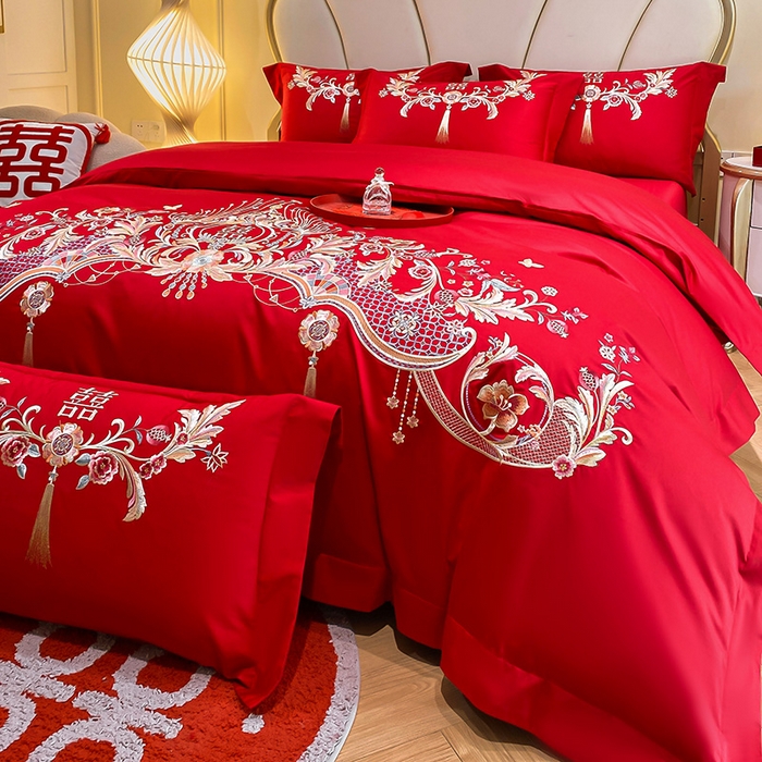 91家纺网 家纺一手货源 找家纺 置顶家纺 2025新款亲肤磨毛刺绣婚庆四件套系列-棚拍 天作之合-大红