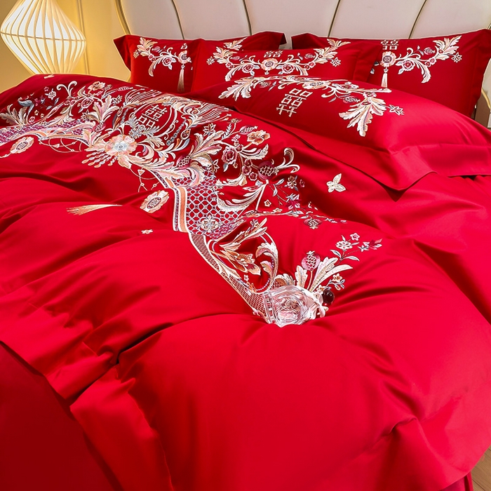 91家纺网 家纺一手货源 找家纺 置顶家纺 2025新款亲肤磨毛刺绣婚庆四件套系列-棚拍 天作之合-大红