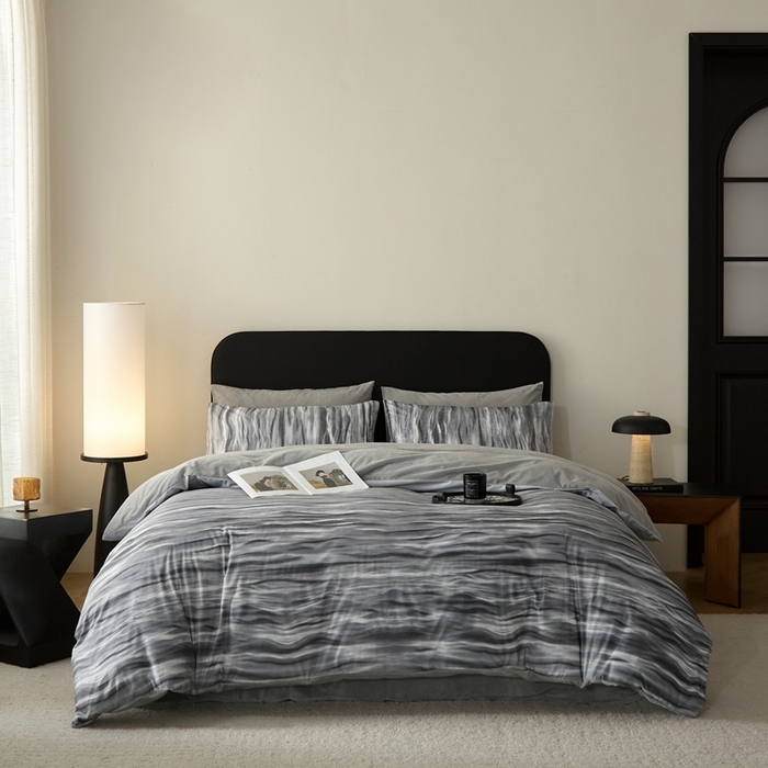 91家纺网 家纺一手货源 找家纺 ONE TWO ONE 121 2025秋冬新款牛奶绒德芙绒宝宝绒婴儿绒短毛绒四件套床单被套-波光莎娜【未来大爆款】【提供买家秀】  会员-10    控价 标准258  加大278 波光莎娜-灰