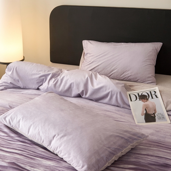 91家纺网 家纺一手货源 找家纺 ONE TWO ONE 121 2025秋冬新款牛奶绒德芙绒宝宝绒婴儿绒短毛绒四件套床单被套-波光莎娜【未来大爆款】【提供买家秀】  会员-10    控价 标准258  加大278 波光莎娜-紫