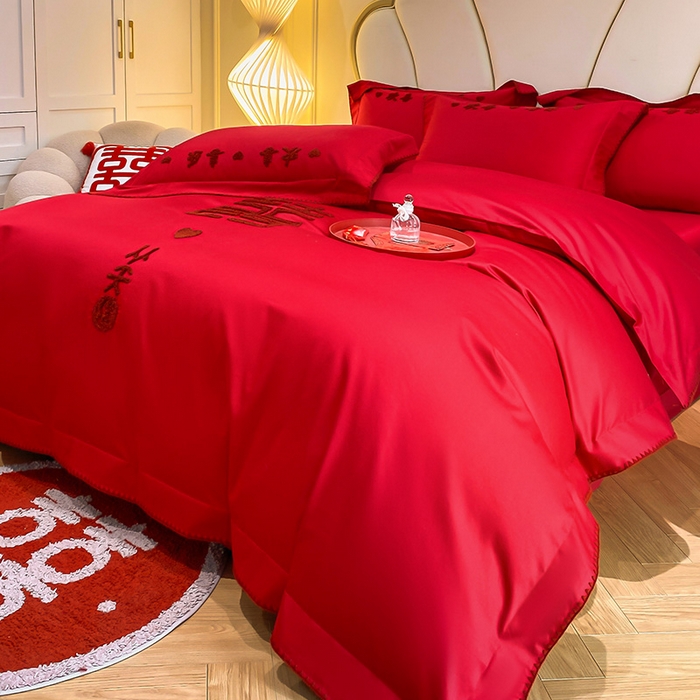 91家纺网 家纺一手货源 找家纺 置顶家纺 2025新款亲肤磨毛刺绣婚庆四件套系列-棚拍 喜从天降-大红