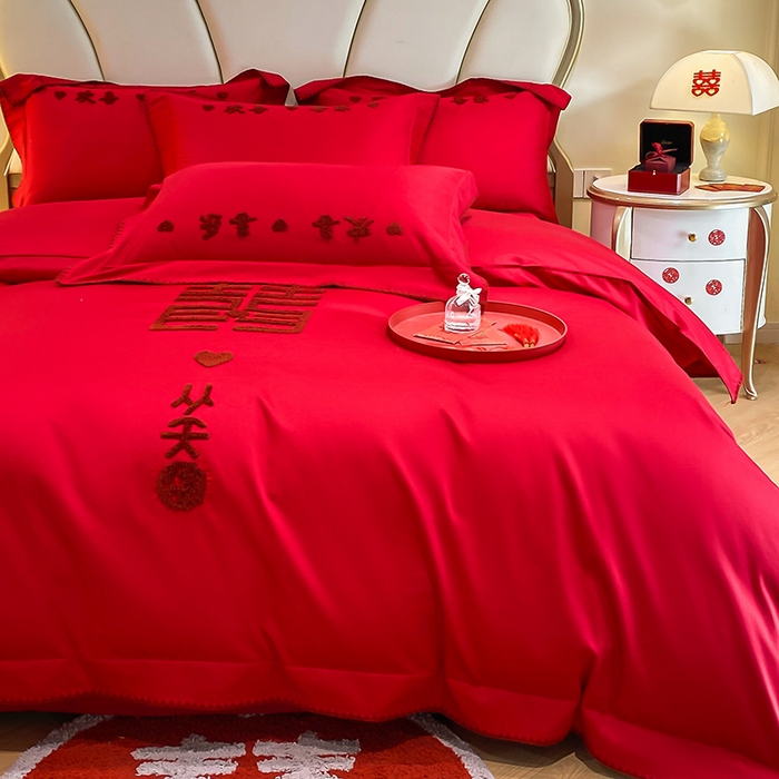 91家纺网 家纺一手货源 找家纺 置顶家纺 2025新款亲肤磨毛刺绣婚庆四件套系列-棚拍 喜从天降-大红