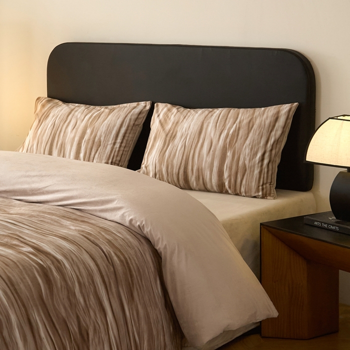 91家纺网 家纺一手货源 找家纺 ONE TWO ONE 121 2025秋冬新款牛奶绒德芙绒宝宝绒婴儿绒短毛绒四件套床单被套-波光莎娜【未来大爆款】【提供买家秀】  会员-10    控价 标准258  加大278 波光莎娜-咖