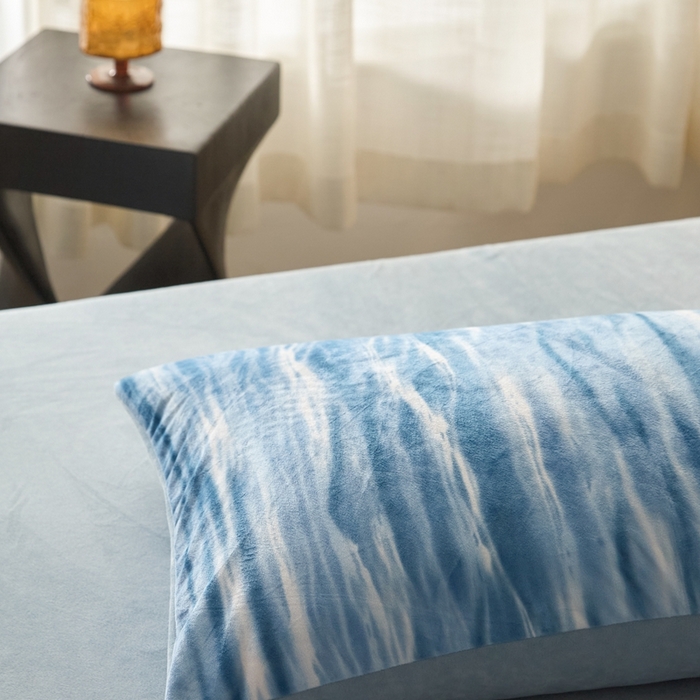 91家纺网 家纺一手货源 找家纺 ONE TWO ONE 121 2025秋冬新款牛奶绒德芙绒宝宝绒婴儿绒短毛绒四件套床单被套-波光莎娜【未来大爆款】【提供买家秀】  会员-10    控价 标准258  加大278 波光莎娜-蓝