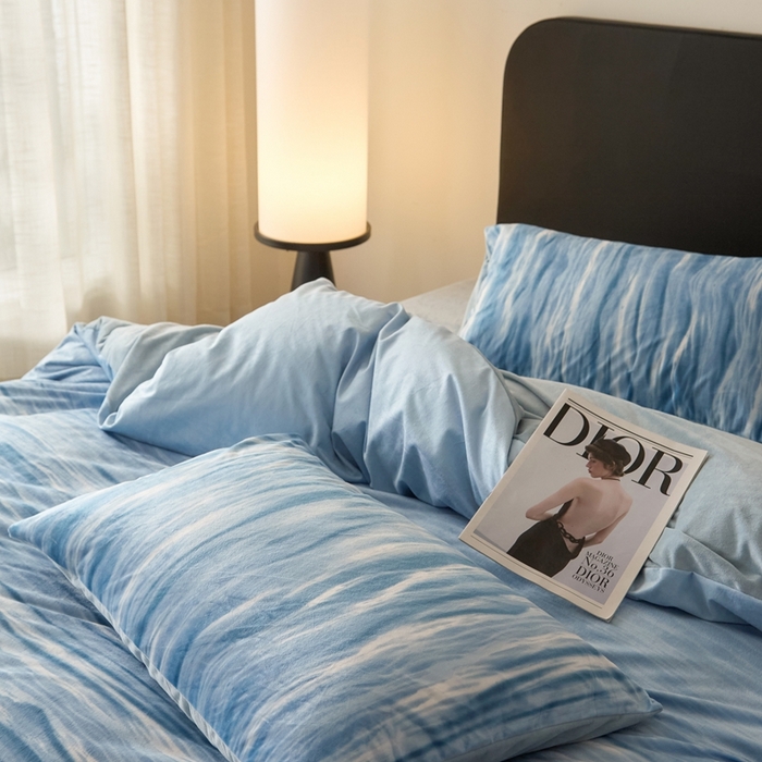 91家纺网 家纺一手货源 找家纺 ONE TWO ONE 121 2025秋冬新款牛奶绒德芙绒宝宝绒婴儿绒短毛绒四件套床单被套-波光莎娜【未来大爆款】【提供买家秀】  会员-10    控价 标准258  加大278 波光莎娜-蓝