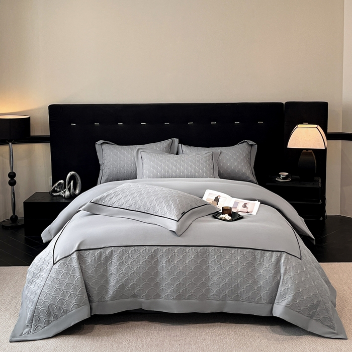 91家纺网 家纺一手货源 找家纺 （总）博纳家纺 2025新款亲肤棉立体绗缝绣花拼角嵌绳四件套-浮光掠影 控价劵后198（严格按控价来）