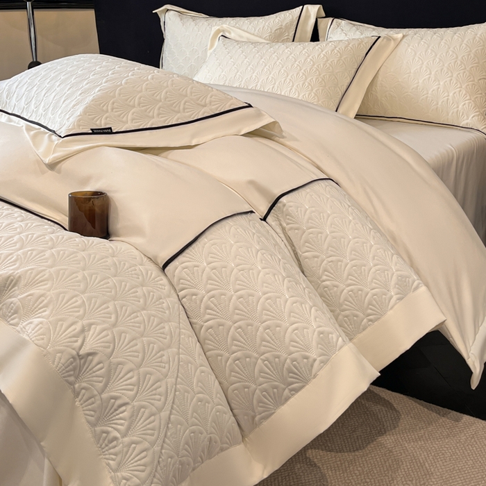 91家纺网 家纺一手货源 找家纺 博纳家纺 2025新款亲肤棉立体绗缝绣花拼角嵌绳四件套-浮光掠影 控价劵后198（严格按控价来） 浮光掠影-象牙白