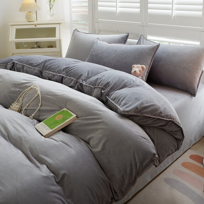 91家纺网 家纺一手货源 找家纺 （总）啊雅家居 2025新款亲肤舒适贝壳边宝宝绒纯色四件套