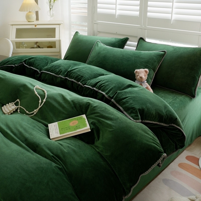 啊雅家居 2025新款亲肤舒适贝壳边宝宝绒纯色四件套 贝壳草绿