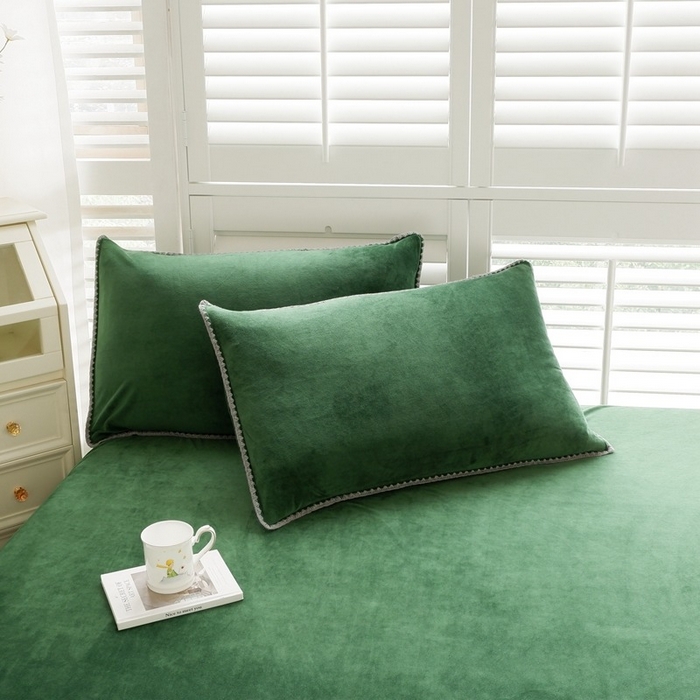 91家纺网 家纺一手货源 找家纺 啊雅家居 2025新款亲肤舒适贝壳边宝宝绒纯色四件套 贝壳草绿