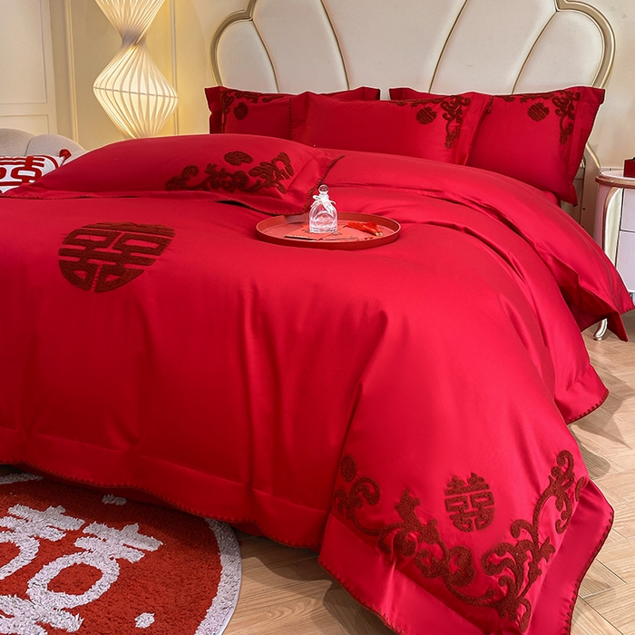 91家纺网 家纺一手货源 找家纺 置顶家纺 2025新款亲肤磨毛刺绣婚庆四件套系列-棚拍 囍祥-大红