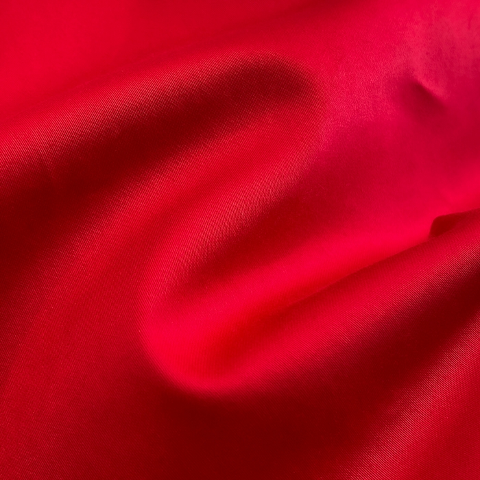 91家纺网 家纺一手货源 找家纺 置顶家纺 2025新款亲肤磨毛刺绣婚庆四件套系列-棚拍 祥云瑞彩-大红