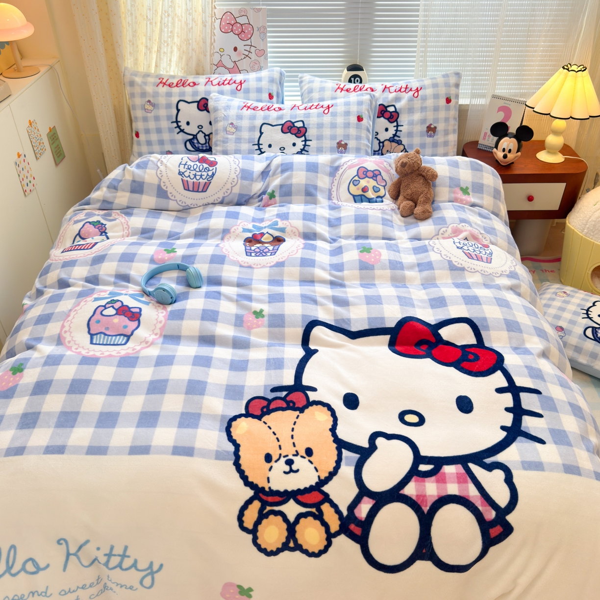 91家纺网 家纺一手货源 找家纺 （总）希诺家居 2025新款正版授权大版三丽鸥数码印花牛奶绒四件套