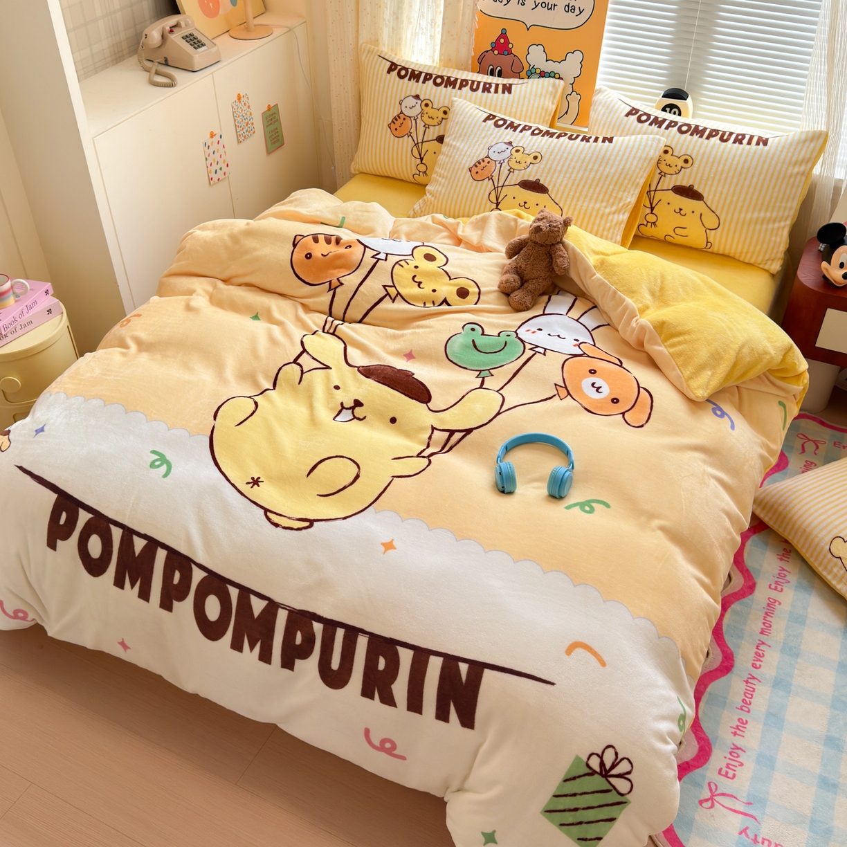 91家纺网 家纺一手货源 找家纺 希诺家居 2025新款正版授权大版三丽鸥数码印花牛奶绒四件套 气球布丁狗