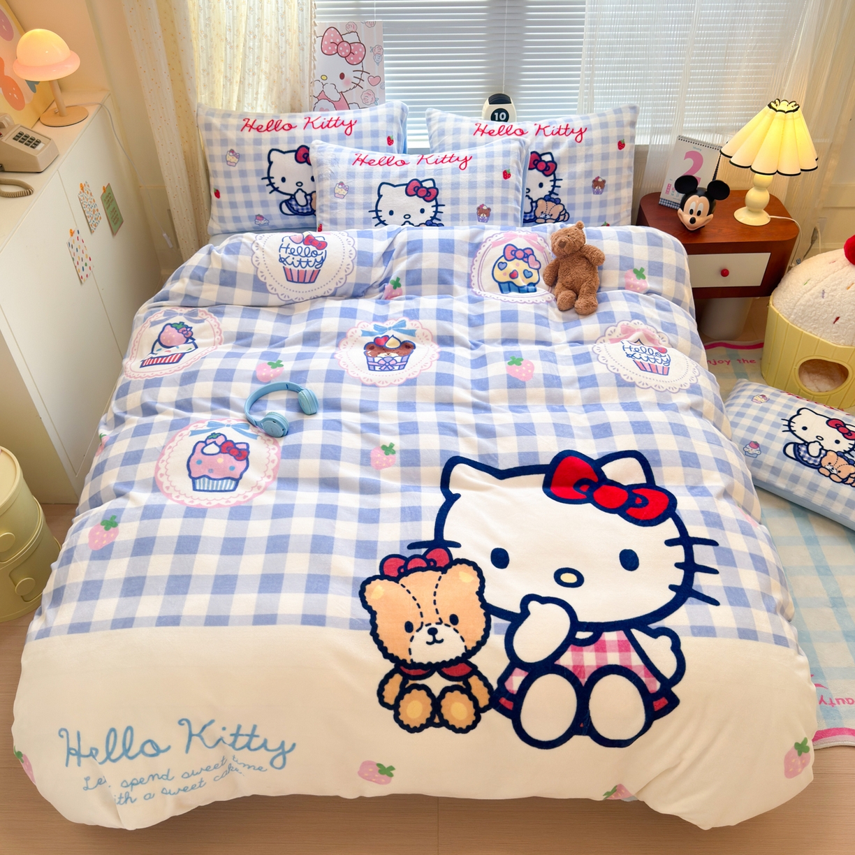 91家纺网 家纺一手货源 找家纺 （总）希诺家居 2025新款正版授权大版三丽鸥数码印花牛奶绒四件套