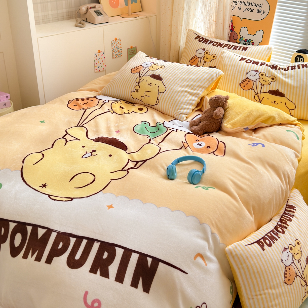 91家纺网 家纺一手货源 找家纺 希诺家居 2025新款正版授权大版三丽鸥数码印花牛奶绒四件套 气球布丁狗