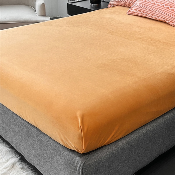 91家纺网 家纺一手货源 找家纺 啊雅家居 2025新款亲肤舒适雕花绒加宝宝绒四件套 连雕橙