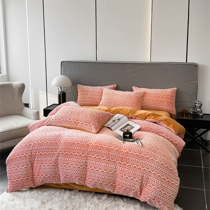 91家纺网 家纺一手货源 找家纺 啊雅家居 2025新款亲肤舒适雕花绒加宝宝绒四件套 连雕橙