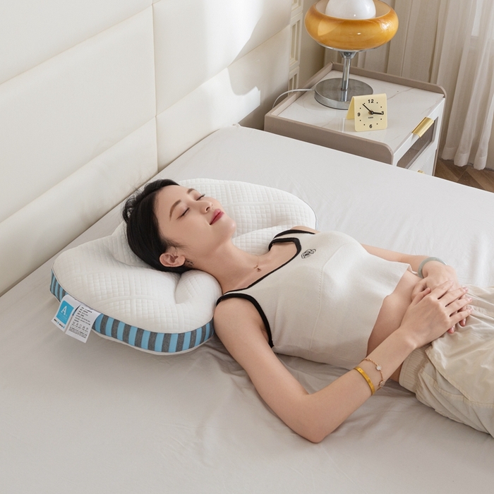 91家纺网 家纺一手货源 找家纺 （总）浩宇家纺 2025新款针织云朵枕SPA枕头直播爆款护颈椎助眠枕芯家用舒适款枕皮枕壳批发