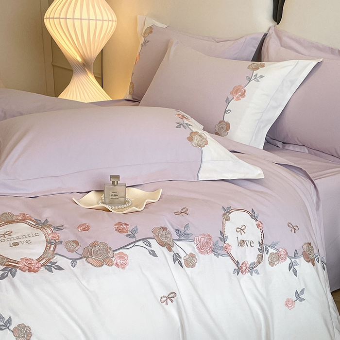 91家纺网 家纺一手货源 找家纺 置顶家纺 2025春夏新款亲肤刺绣四件套-蔷薇恋人 蔷薇恋人-烟紫