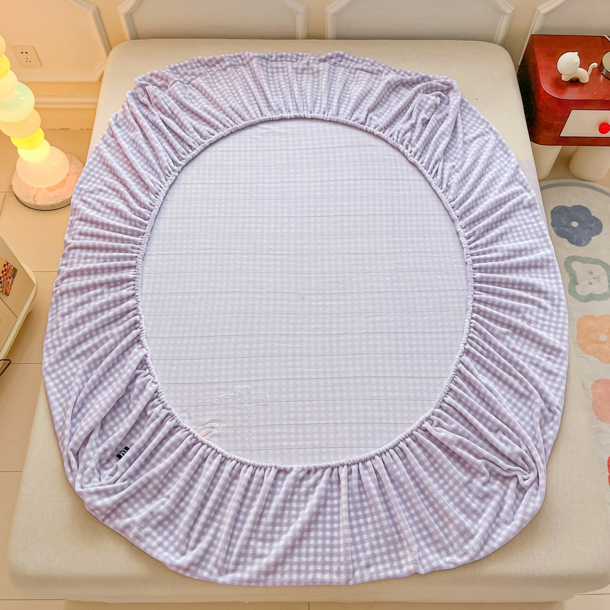 91家纺网 家纺一手货源 找家纺 佳汐蓝家纺 2025新款秋冬220克贴布绣牛奶绒床笠三件套 星星兔