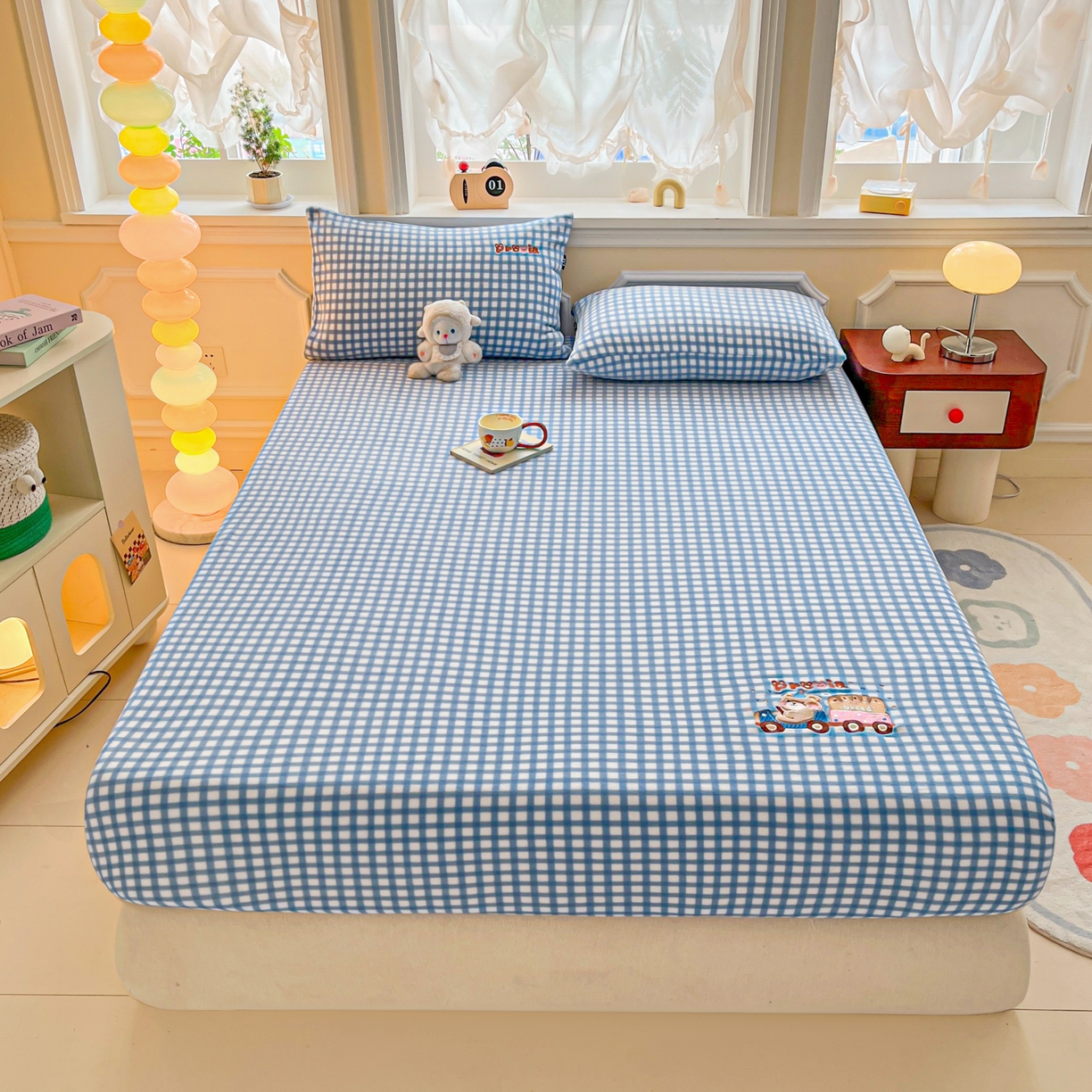 佳汐蓝家纺 2025新款秋冬220克贴布绣牛奶绒床笠三件套 面包熊