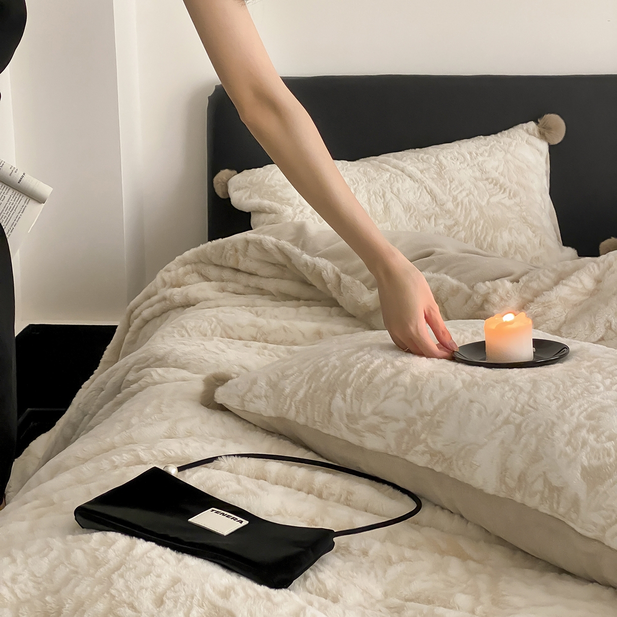 91家纺网 家纺一手货源 找家纺 玉宇阁家居 2025新款230g高克重牛奶绒立体提花雕花四件套-浮雕的纹理（228/305/315/315/315/335（券后控价）） 浮雕的纹理-松木棕