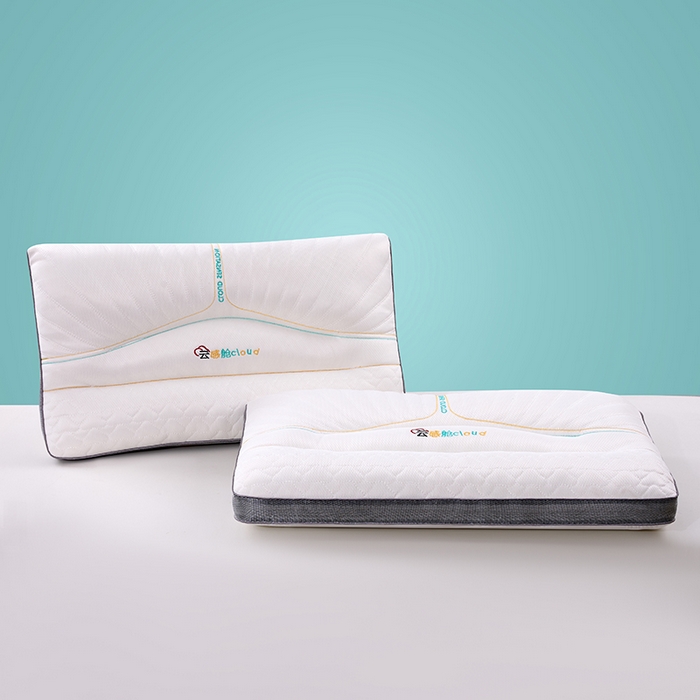 91家纺网 家纺一手货源 找家纺 （总）浩宇家纺 浩宇家纺新款云感舱枕皮  成人家用枕头直播热卖款护颈枕芯定位